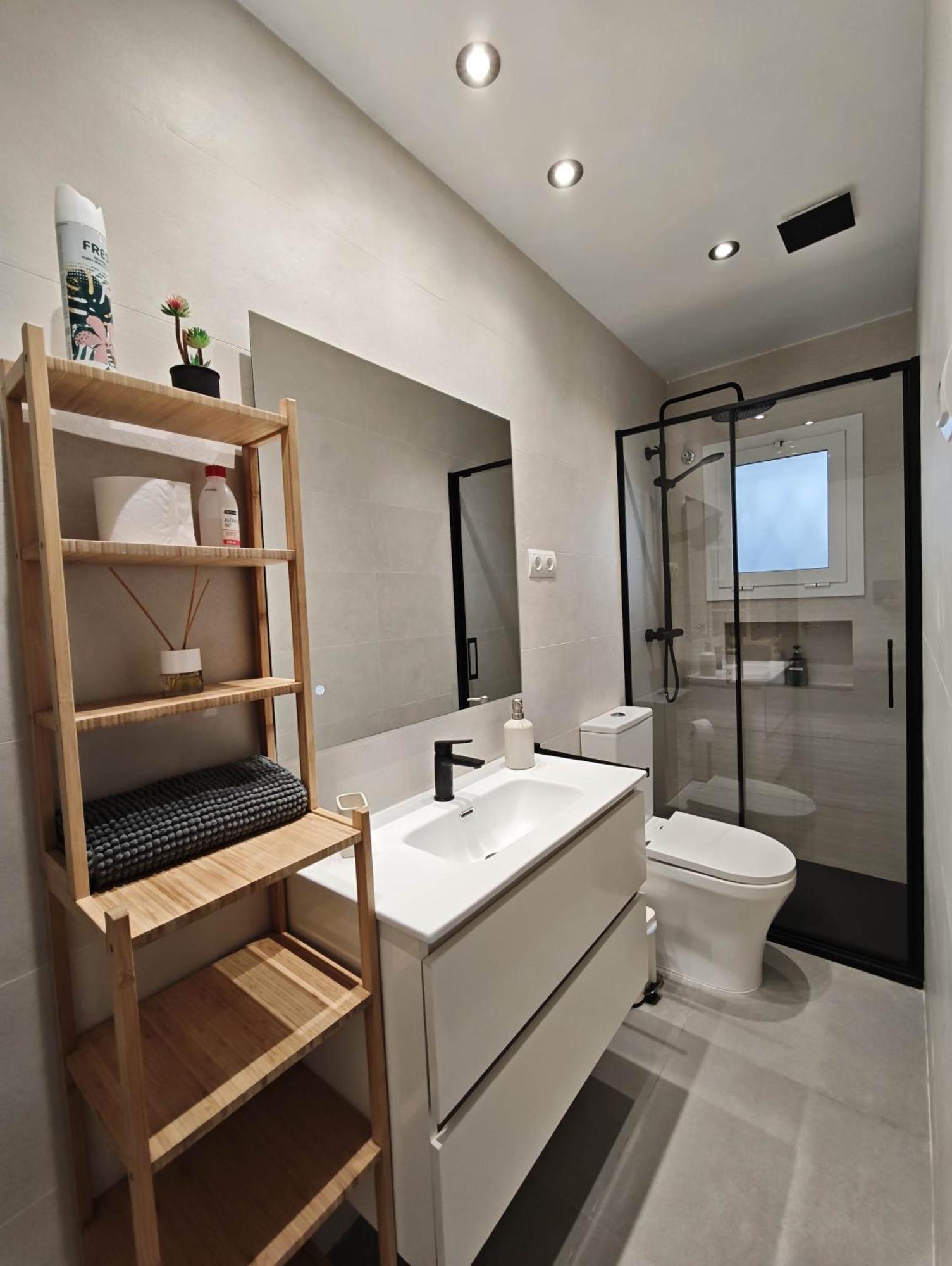 2 Y Magnífica Terraza / 2-zimmer-wohnung Castelldefels